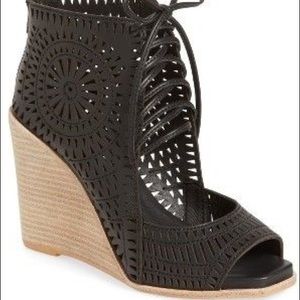 JEFFREY CAMPBELL Rayos Heel Size 7.5 BLACK